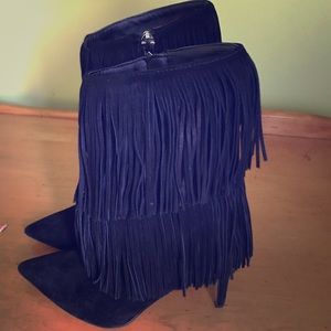 Fringe boots